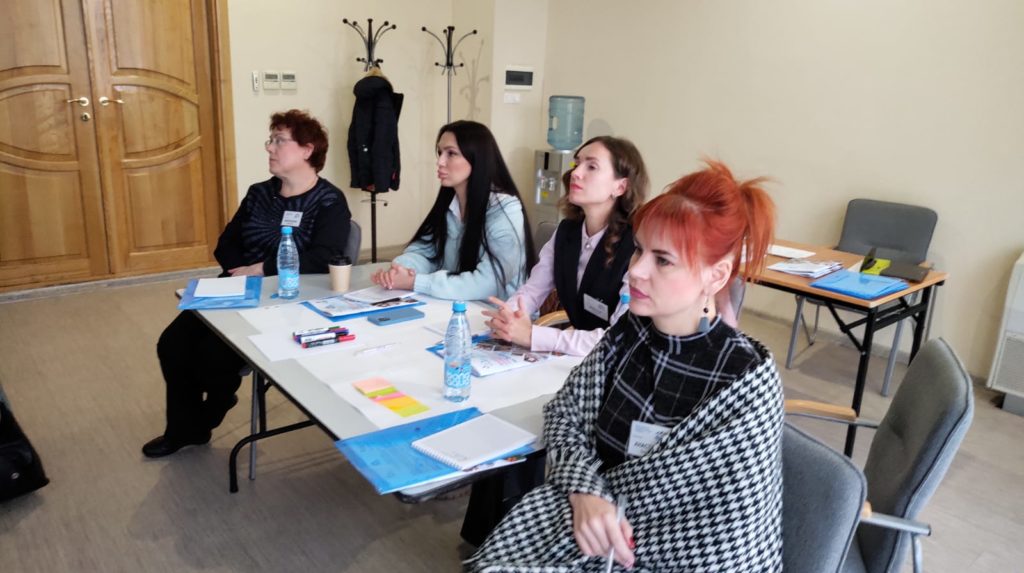 Слушатели ЛДНР приступили к занятиям в Школе социального предпринимательства на Донбассе